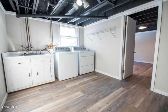 27 Bonner Drive, Queensbury, NY 12804