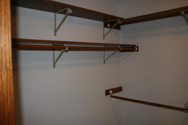 3427 E Elmwood DRIVE, Elmwood Park, WI 53405