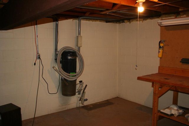 3427 E Elmwood DRIVE, Elmwood Park, WI 53405