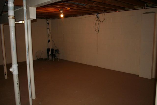 3427 E Elmwood DRIVE, Elmwood Park, WI 53405