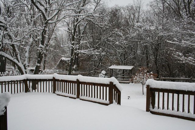 3427 E Elmwood DRIVE, Elmwood Park, WI 53405