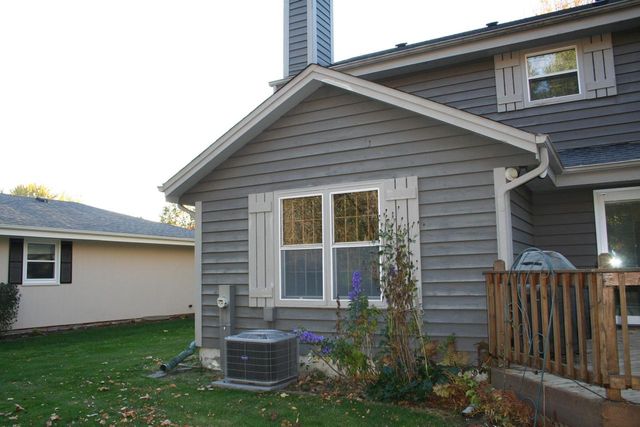 3427 E Elmwood DRIVE, Elmwood Park, WI 53405