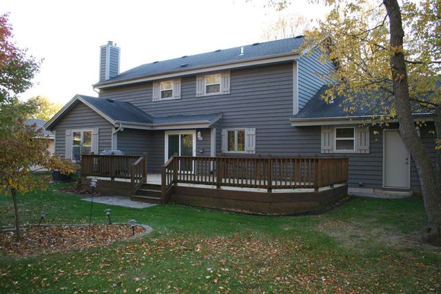 3427 E Elmwood DRIVE, Elmwood Park, WI 53405