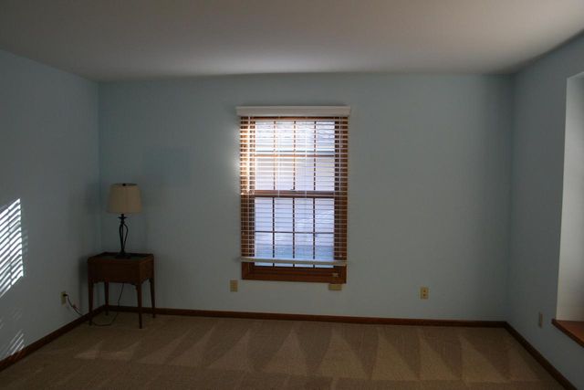 3427 E Elmwood DRIVE, Elmwood Park, WI 53405