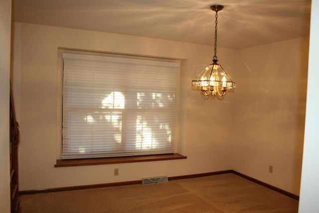 3427 E Elmwood DRIVE, Elmwood Park, WI 53405