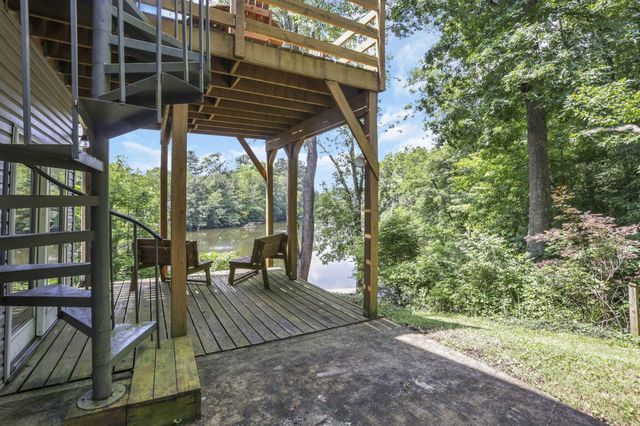 3073 Meadowbrook Drive NE, Lancaster, OH 43130
