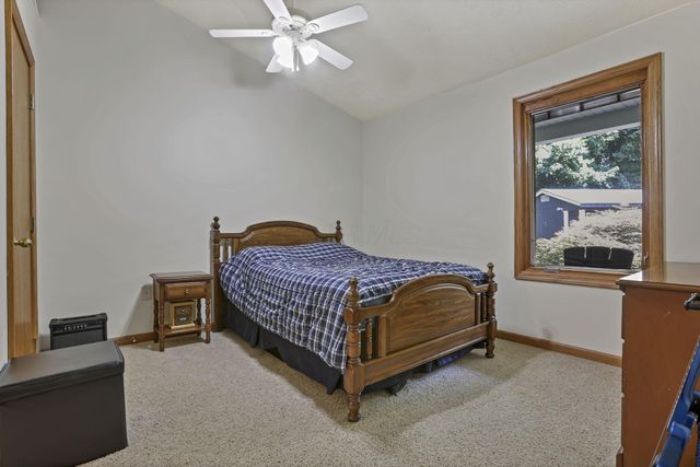 3073 Meadowbrook Drive NE, Lancaster, OH 43130