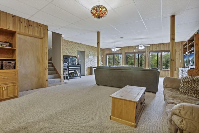 3073 Meadowbrook Drive NE, Lancaster, OH 43130
