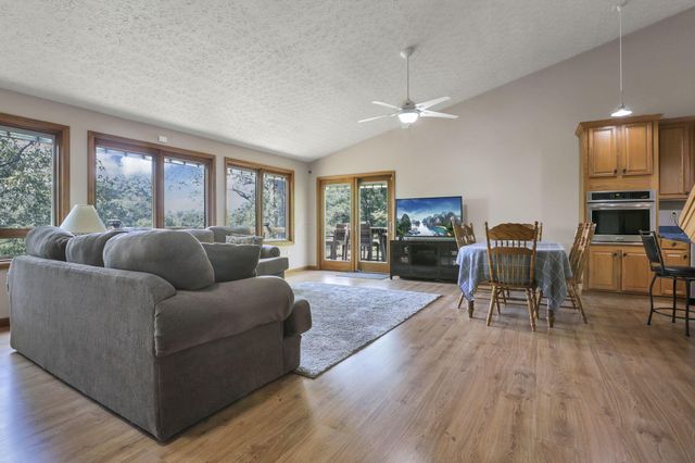 3073 Meadowbrook Drive NE, Lancaster, OH 43130