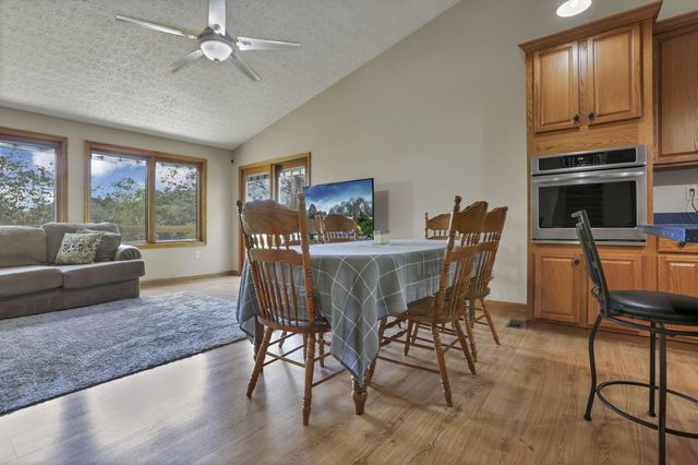 3073 Meadowbrook Drive NE, Lancaster, OH 43130