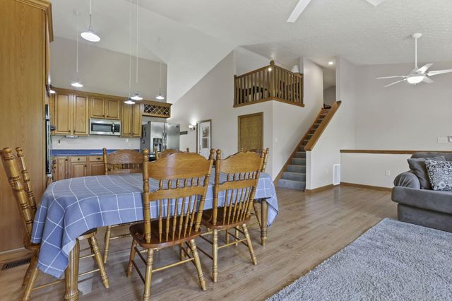 3073 Meadowbrook Drive NE, Lancaster, OH 43130