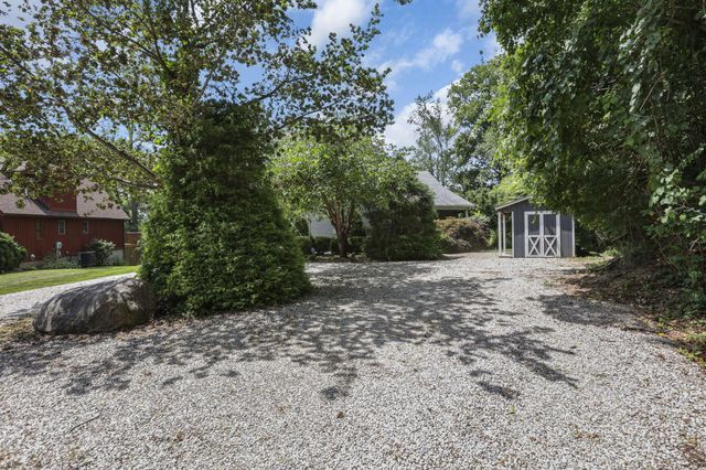 3073 Meadowbrook Drive NE, Lancaster, OH 43130