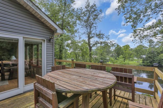 3073 Meadowbrook Drive NE, Lancaster, OH 43130