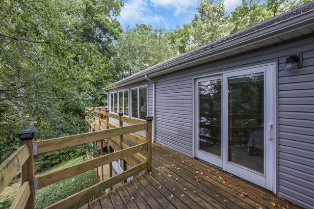 3073 Meadowbrook Drive NE, Lancaster, OH 43130