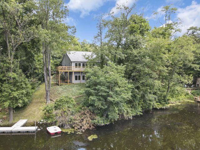 3073 Meadowbrook Drive NE, Lancaster, OH 43130