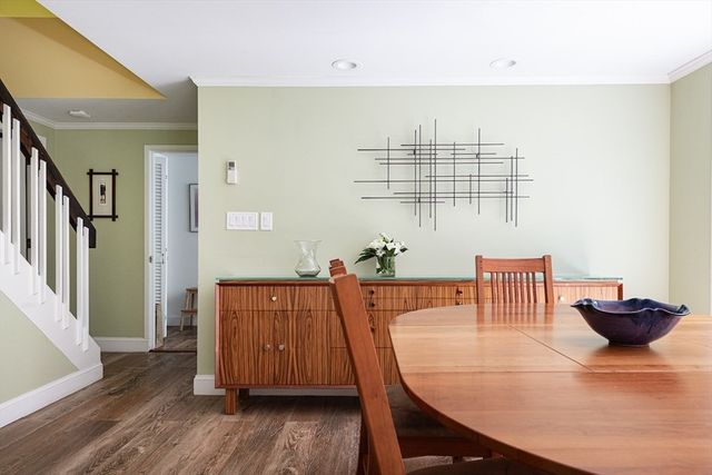 11 Juniper Ridge Rd, Lincoln, MA 01773