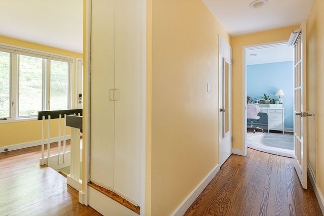 11 Juniper Ridge Rd, Lincoln, MA 01773