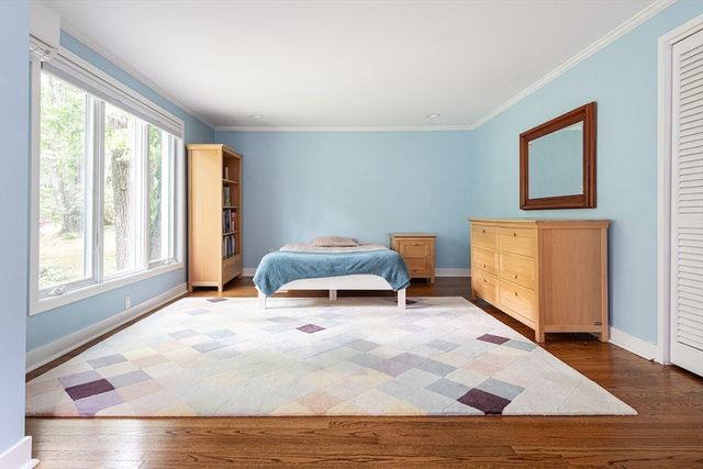11 Juniper Ridge Rd, Lincoln, MA 01773