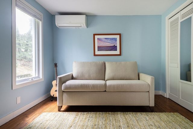 11 Juniper Ridge Rd, Lincoln, MA 01773