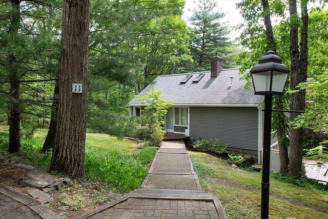11 Juniper Ridge Rd, Lincoln, MA 01773