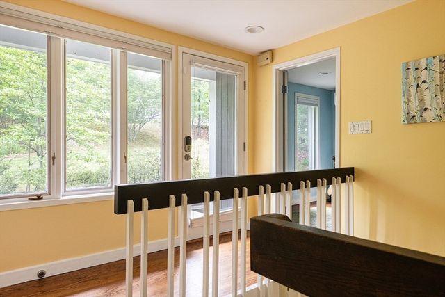 11 Juniper Ridge Rd, Lincoln, MA 01773