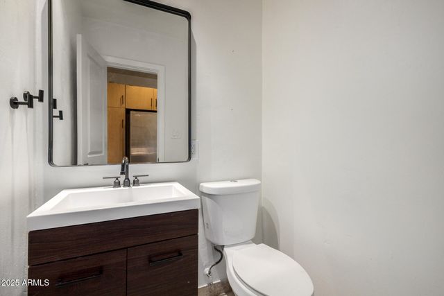 3718 N 36TH Street, Phoenix, AZ 85018