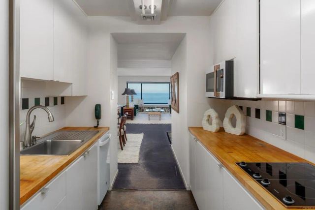 939 Coast Boulevard 5E, La Jolla, CA 92037