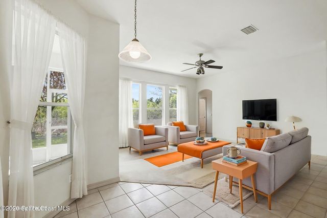 5761 Newbury Circle, Melbourne, FL 32940