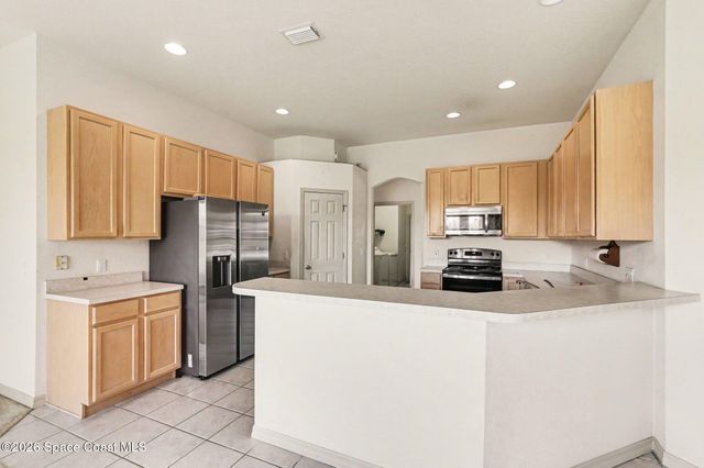 5761 Newbury Circle, Melbourne, FL 32940