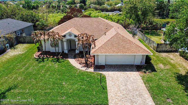 5761 Newbury Circle, Melbourne, FL 32940