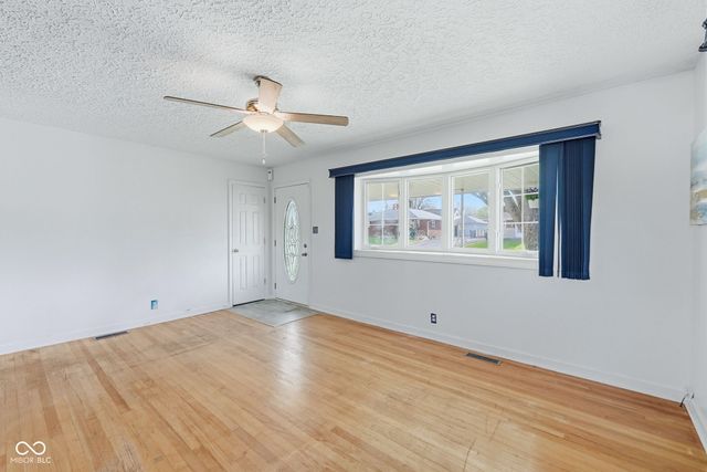 298 Clark Avenue, Beech Grove, IN 46107