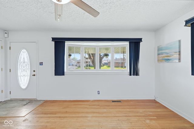 298 Clark Avenue, Beech Grove, IN 46107