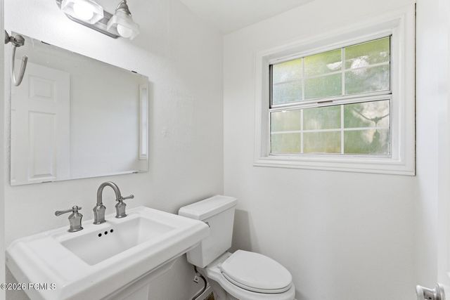 3463 S 400 East, Bountiful, UT 84010