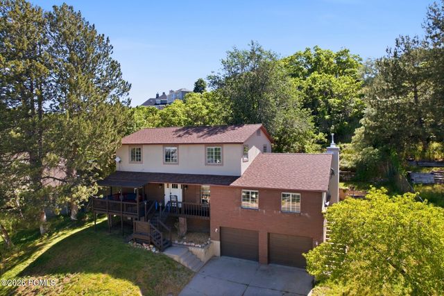 3463 S 400 East, Bountiful, UT 84010