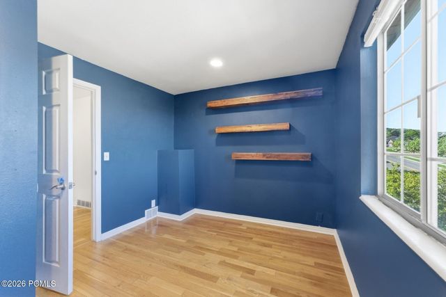3463 S 400 East, Bountiful, UT 84010