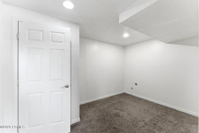 3463 S 400 East, Bountiful, UT 84010
