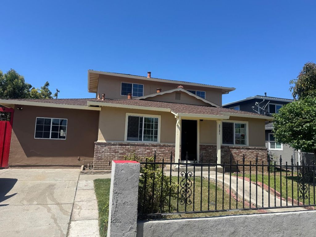 Image 1 of property listing at 2721 Aida Avenue, San Jose, CA 95122