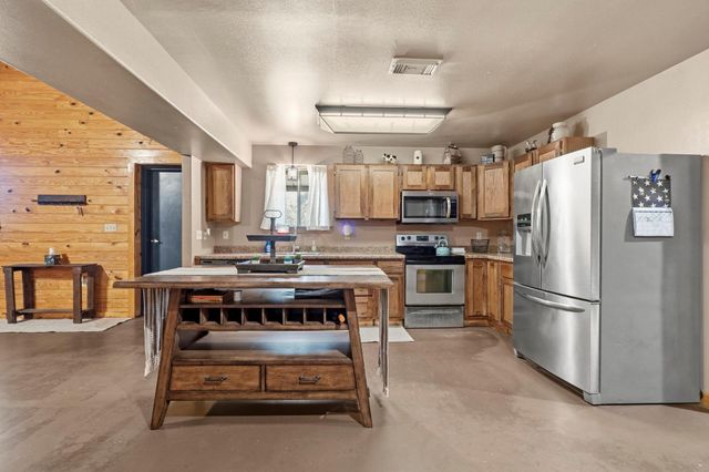 1239 Tony Peebles Road, Livingston, TX 77351