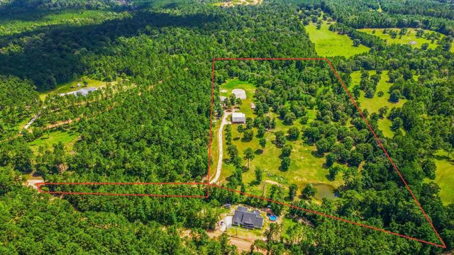1239 Tony Peebles Road, Livingston, TX 77351