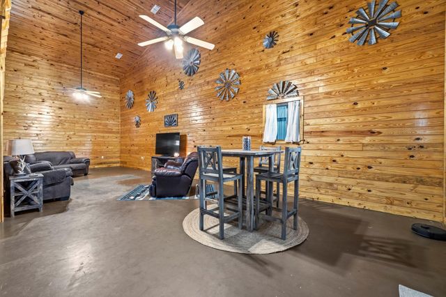 1239 Tony Peebles Road, Livingston, TX 77351