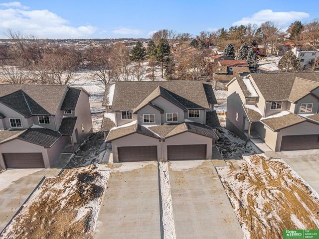 7162 N 79th Court, Omaha, NE 68122