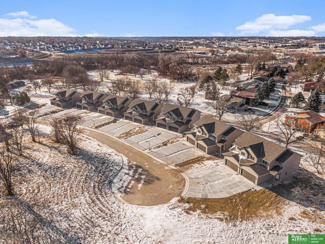 7162 N 79th Court, Omaha, NE 68122