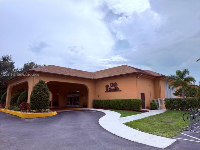1201 SW 141st Avenue 302J, Pembroke Pines, FL 33027