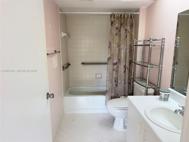 1201 SW 141st Avenue 302J, Pembroke Pines, FL 33027