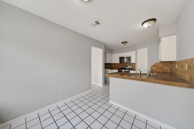 6426 Old Chatham Lane, Houston, TX 77035