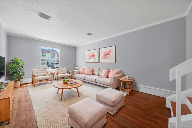 6426 Old Chatham Lane, Houston, TX 77035