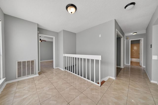 6426 Old Chatham Lane, Houston, TX 77035