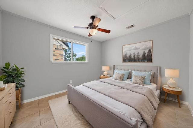 6426 Old Chatham Lane, Houston, TX 77035