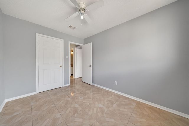 6426 Old Chatham Lane, Houston, TX 77035