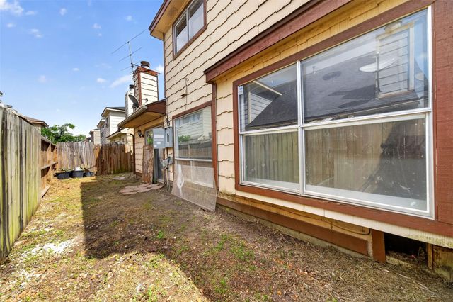 6426 Old Chatham Lane, Houston, TX 77035